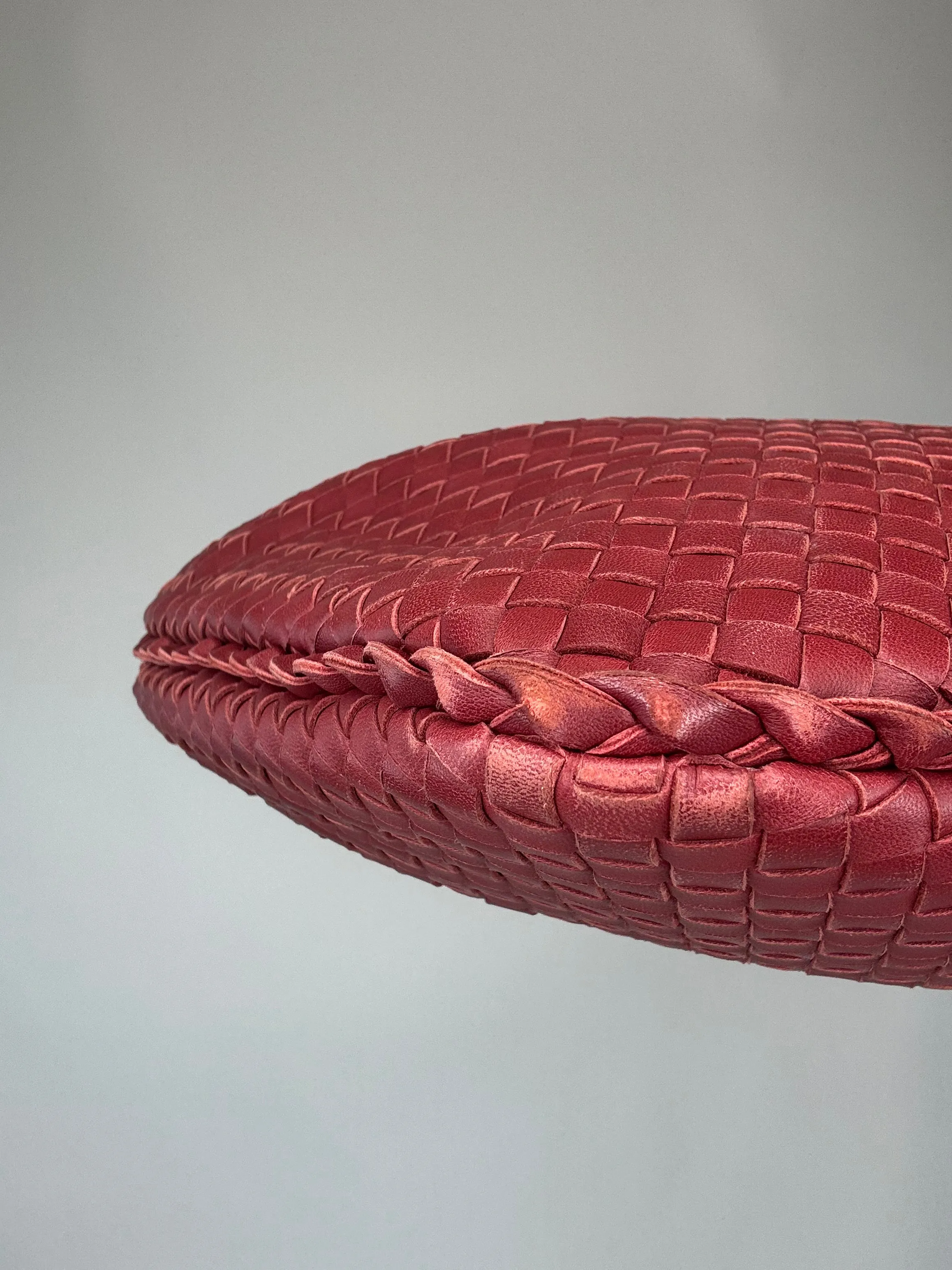 Bottega Veneta Intrecciato Hobo Medium