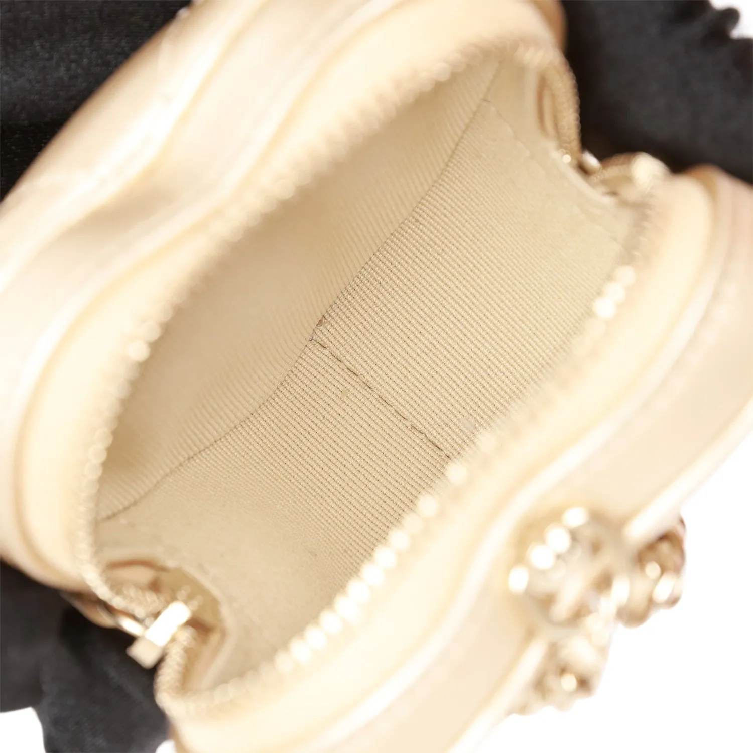 Chanel CC In Love Heart Necklace Bag Gold Lambskin Light Gold Hardware