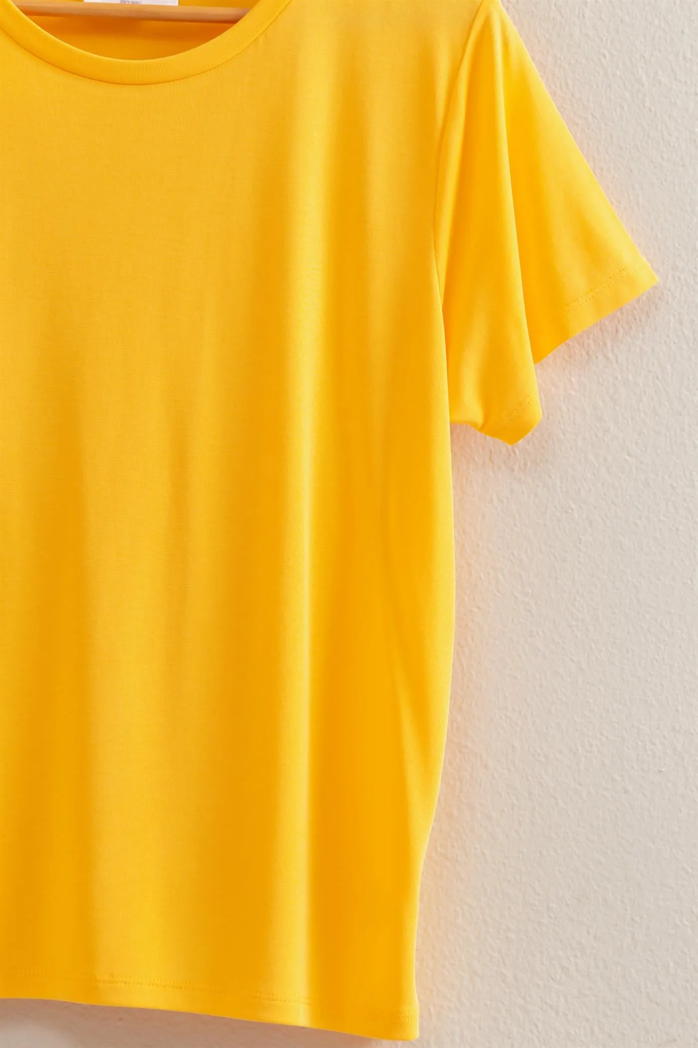 DZ25C449-Basic Round Neck Short Sleeve T Shirt