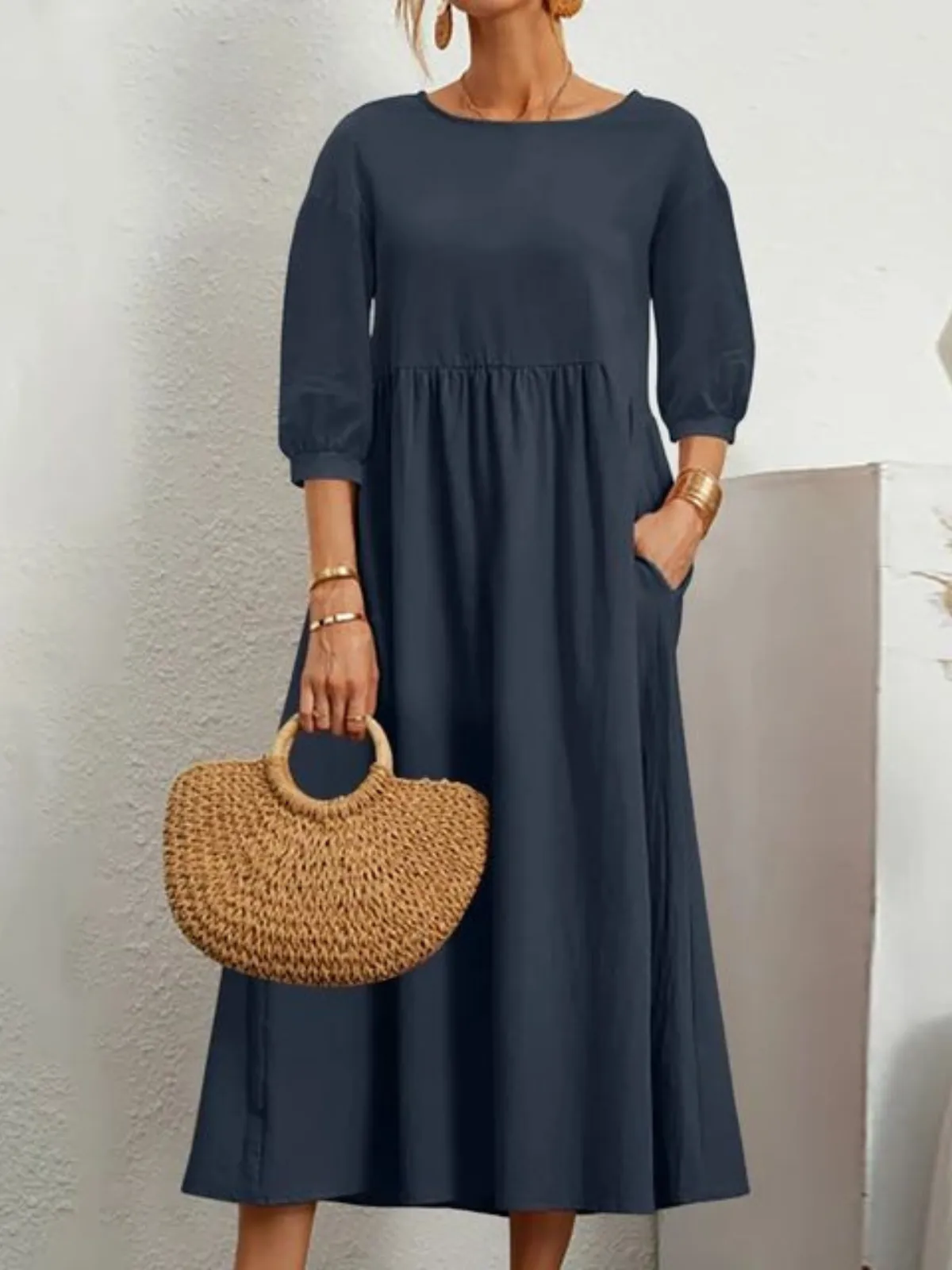 Elegant Maxi Dress | Flattering & Breathable Linen Design