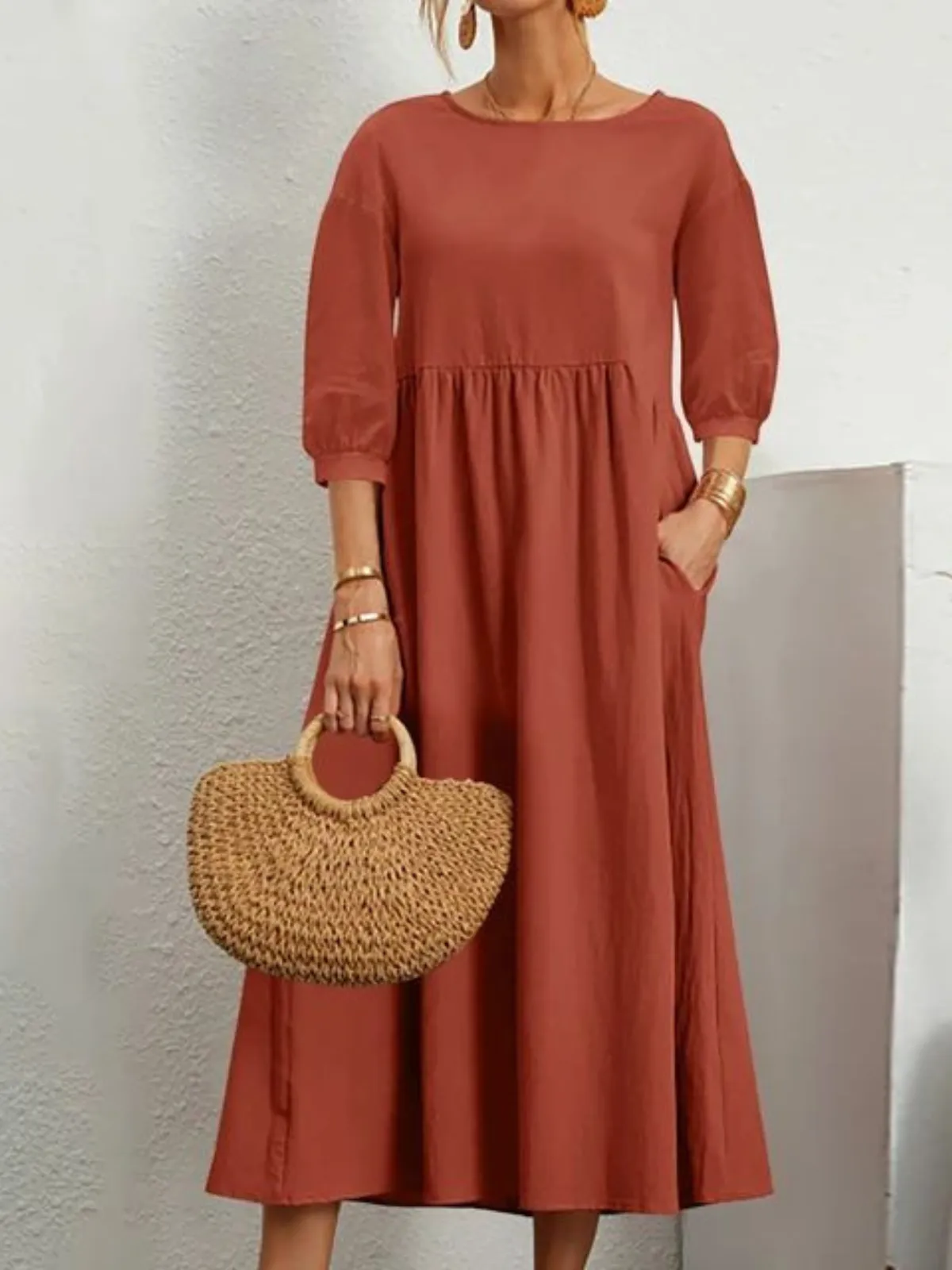 Elegant Maxi Dress | Flattering & Breathable Linen Design