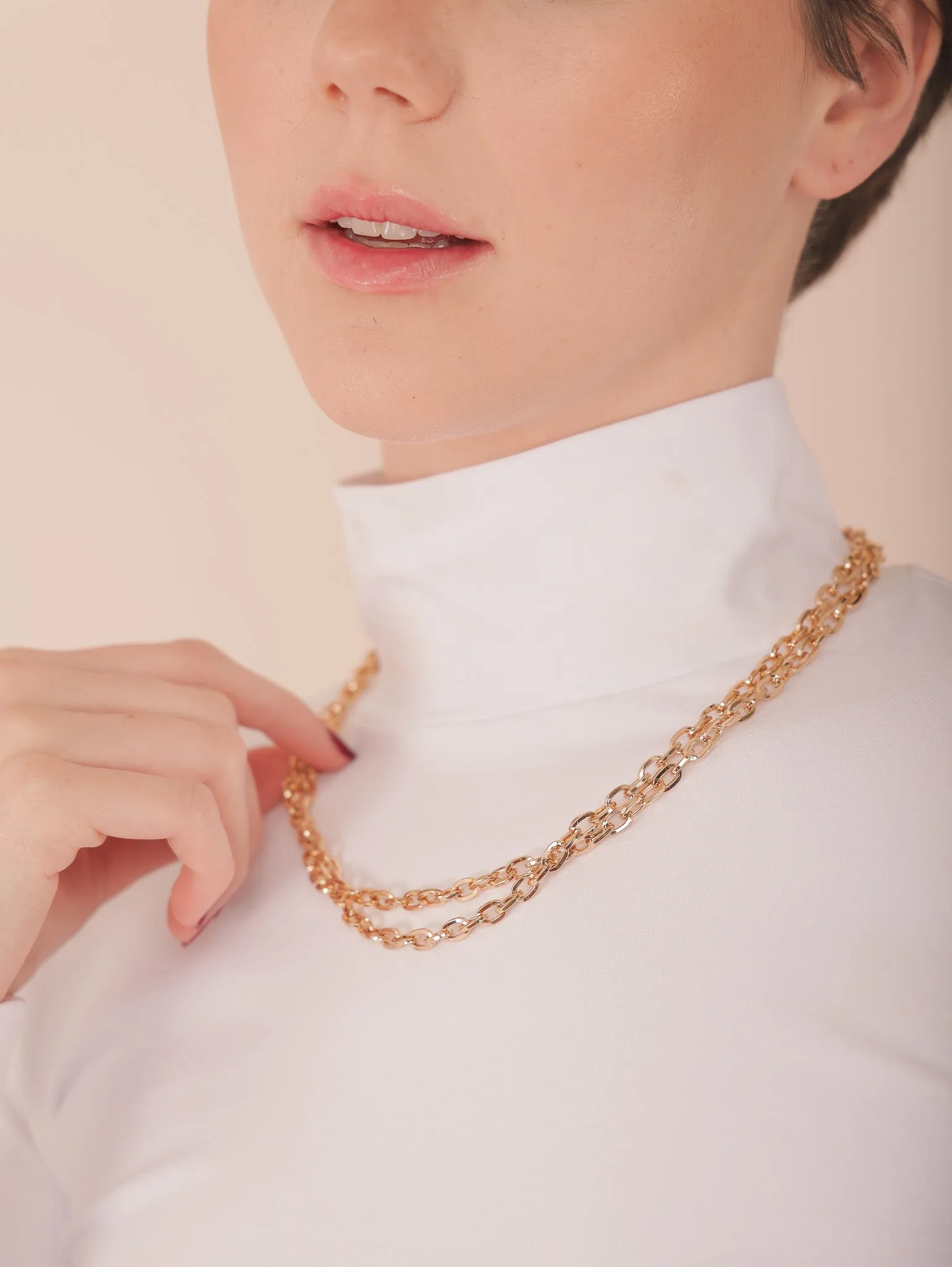 Get It Clasp Front Necklace