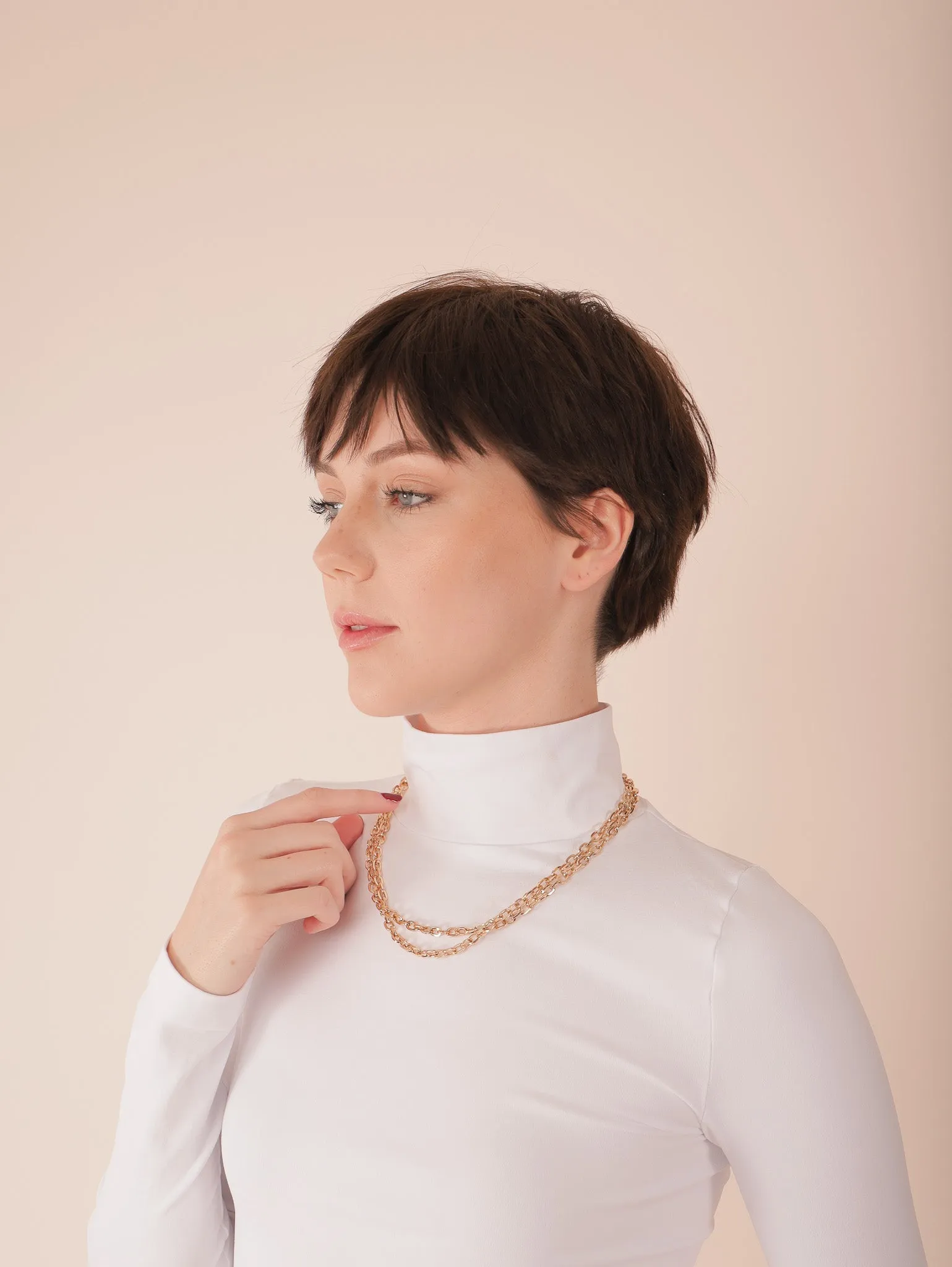 Get It Clasp Front Necklace