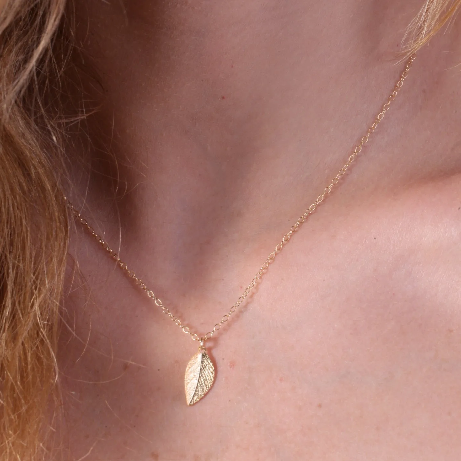 Leaf Necklace Delicate gold Leaf Pendant Necklace