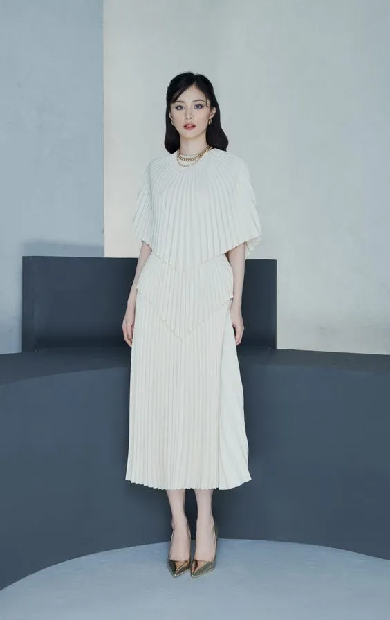 Retro vintage cape shawl collar pleated midi dress - Tiuna Pl
