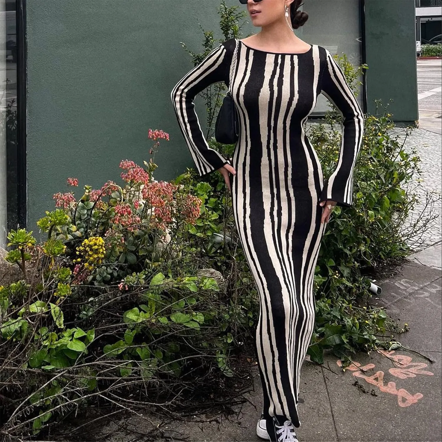 Women's Casual Wave Pattern Knit Dress Elegant Cutout Long Sleeve Bodycon Maxi Dress Crew Neck Sweater Party Dress